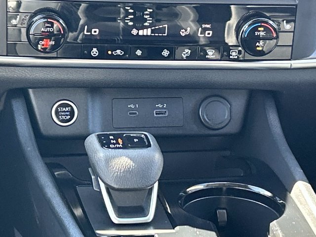 Used 2023 Nissan Rogue SV w/ SV Premium B Package AWD/4WD image 25