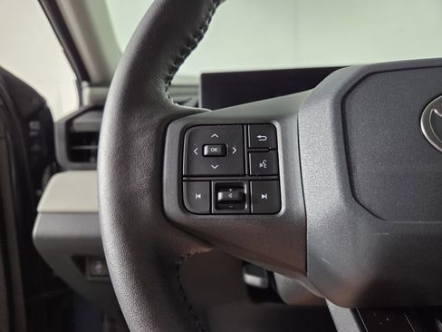 Used 2026 Toyota RAV4 XLE Premium w/ Weather Package FWD image 17