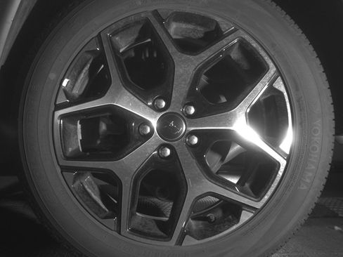 Used 2025 Jeep Compass Limited image 14