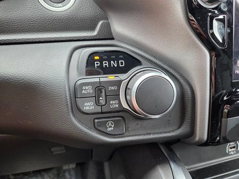 Used 2025 RAM 1500 Big Horn AWD/4WD image 26