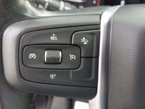 Used 2021 GMC Yukon SLE image 27