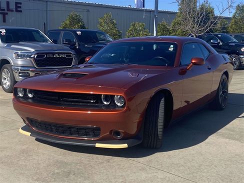 Used 2023 Dodge Challenger R/T w/ Blacktop Package image 37