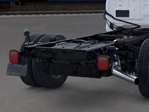 New 2026 Ford F550 2WD Crew Cab Super Duty image 21