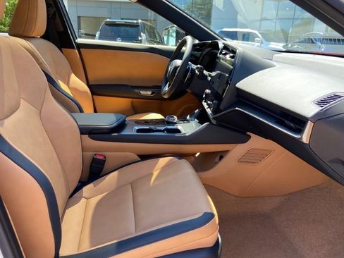 Certified 2024 Lexus RZ 300e Premium w/ Accessory Package (Z1) FWD image 27