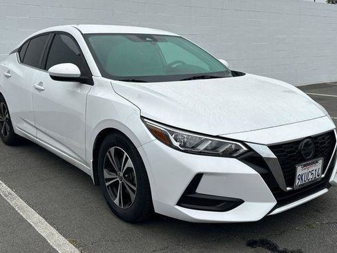 Used 2021 Nissan Sentra SV FWD image 2
