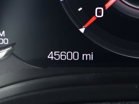 Used 2020 Cadillac Escalade Premium Luxury w/ Escalade Sport Edition image 39