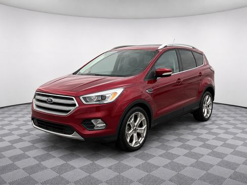 Used 2018 Ford Escape Titanium w/ Ford Safe & Smart Package AWD/4WD image 3