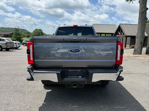 Used 2025 Ford F250 Lariat AWD/4WD image 4