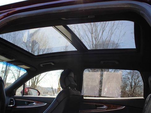 Used 2018 Lincoln MKX Reserve w/ Lincoln MKX Climate Package AWD/4WD image 23