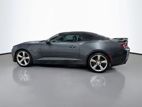 Used 2017 Chevrolet Camaro SS RWD image 9