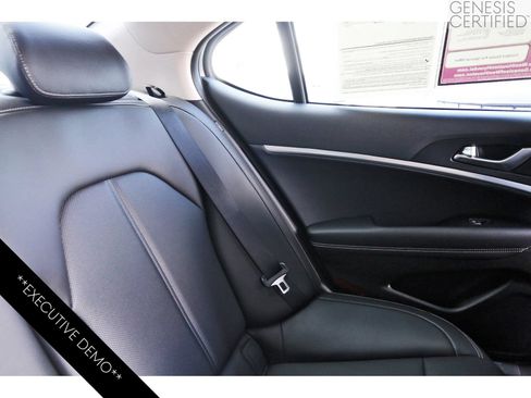 Used 2026 Genesis G70 2.5T RWD image 15