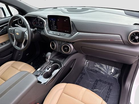 Used 2023 Chevrolet Blazer Premier w/ Driver Confidence II Package image 15