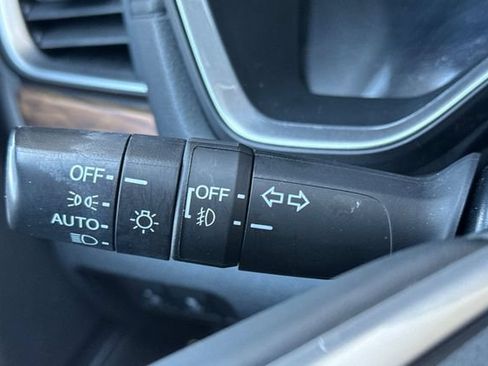 Used 2020 Honda CR-V Touring image 37
