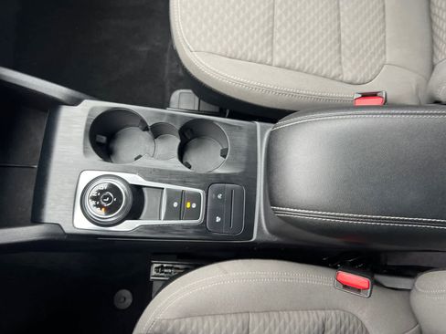 Used 2022 Ford Escape SE w/ Convenience Package image 25