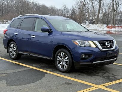 Used 2017 Nissan Pathfinder SL w/ SL Premium Package