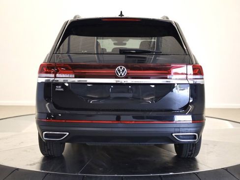 New 2026 Volkswagen Atlas SE image 4