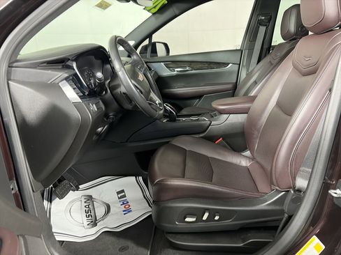 Used 2020 Cadillac XT6 Premium Luxury image 10