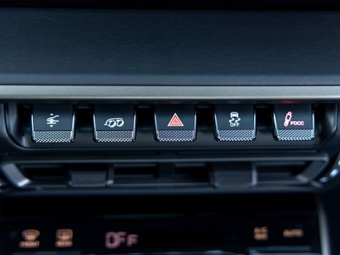 Certified 2025 Porsche 911 Turbo image 41