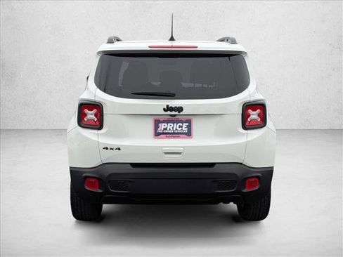 Used 2023 Jeep Renegade Altitude image 6