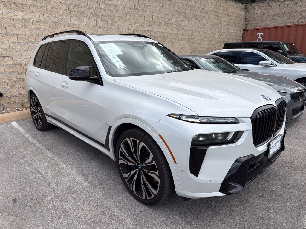 Certified 2024 BMW X7 M60i w/ Executive Package AWD/4WD image 4