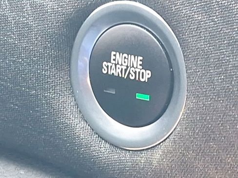 Used 2025 Chevrolet Malibu LT FWD image 25