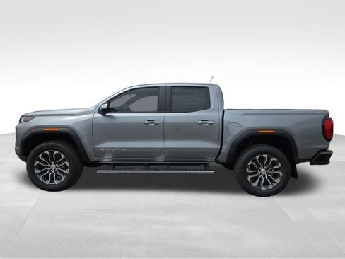 New 2026 GMC Canyon Denali AWD/4WD image 9