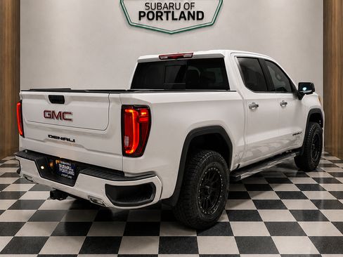 Used 2023 GMC Sierra 1500 Denali AWD/4WD image 5