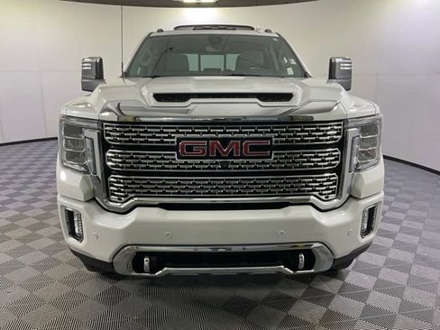 Used 2023 GMC Sierra 2500 Denali w/ Denali Ultimate Package image 2