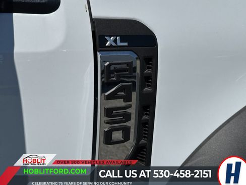 New 2025 Ford F450 XL w/ XL Chrome Package RWD image 27
