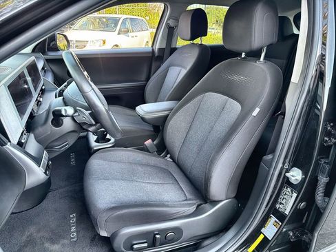 Used 2022 Hyundai Ioniq 5 SE w/ Cargo Package image 13