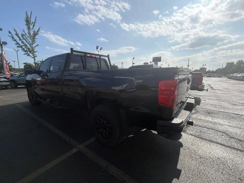 Used 2019 Chevrolet Silverado 2500 LTZ w/ Midnight Edition AWD/4WD image 5