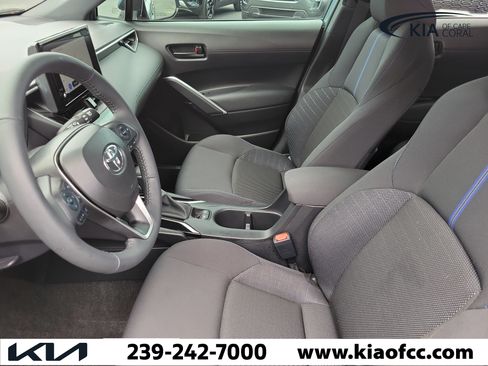 Used 2024 Toyota Corolla Cross AWD Hybrid image 27