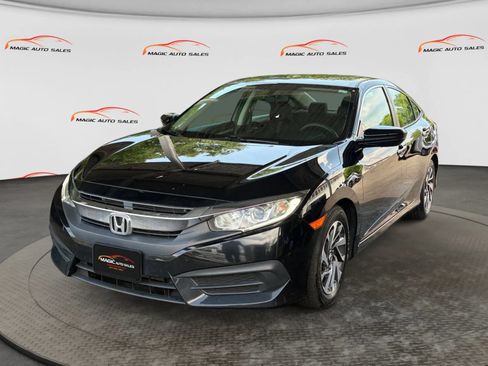 Used 2018 Honda Civic EX image 1