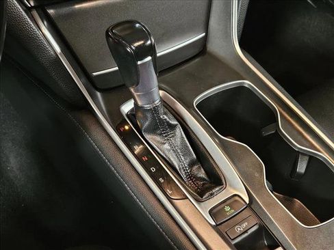 Used 2022 Honda Accord EX-L image 11