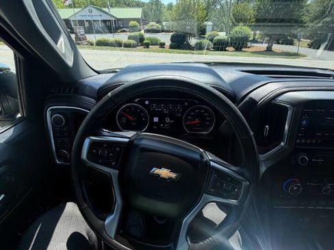 Used 2019 Chevrolet Silverado 1500 LTZ w/ LTZ Premium Package AWD/4WD image 20