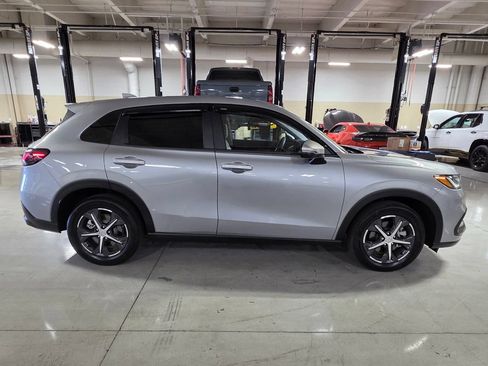 Used 2023 Honda HR-V LX image 8