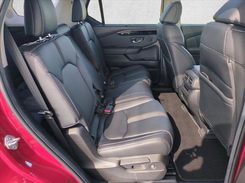 Certified 2025 Honda Pilot Touring image 23