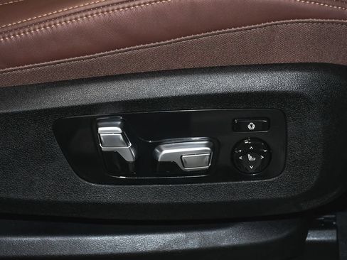 Used 2026 BMW X7 M60i AWD/4WD image 69