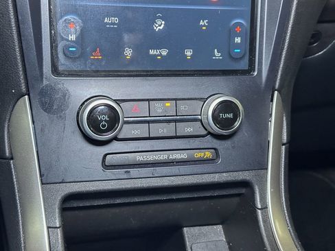 Certified 2023 Ford Edge SEL image 37