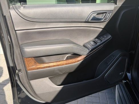 Used 2019 Chevrolet Tahoe LT w/ Max Trailering Package image 8