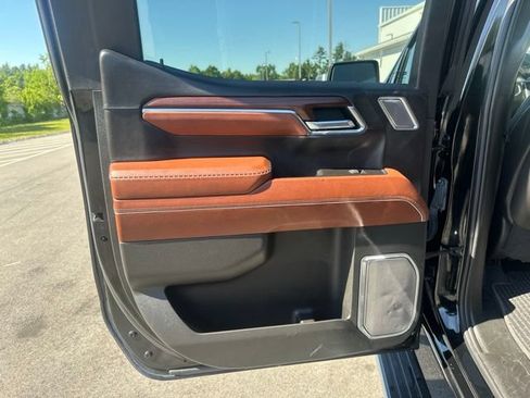 Used 2023 GMC Sierra 1500 Denali Ultimate AWD/4WD image 17