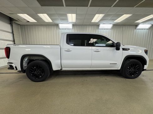 Used 2024 GMC Sierra 1500 Elevation image 5