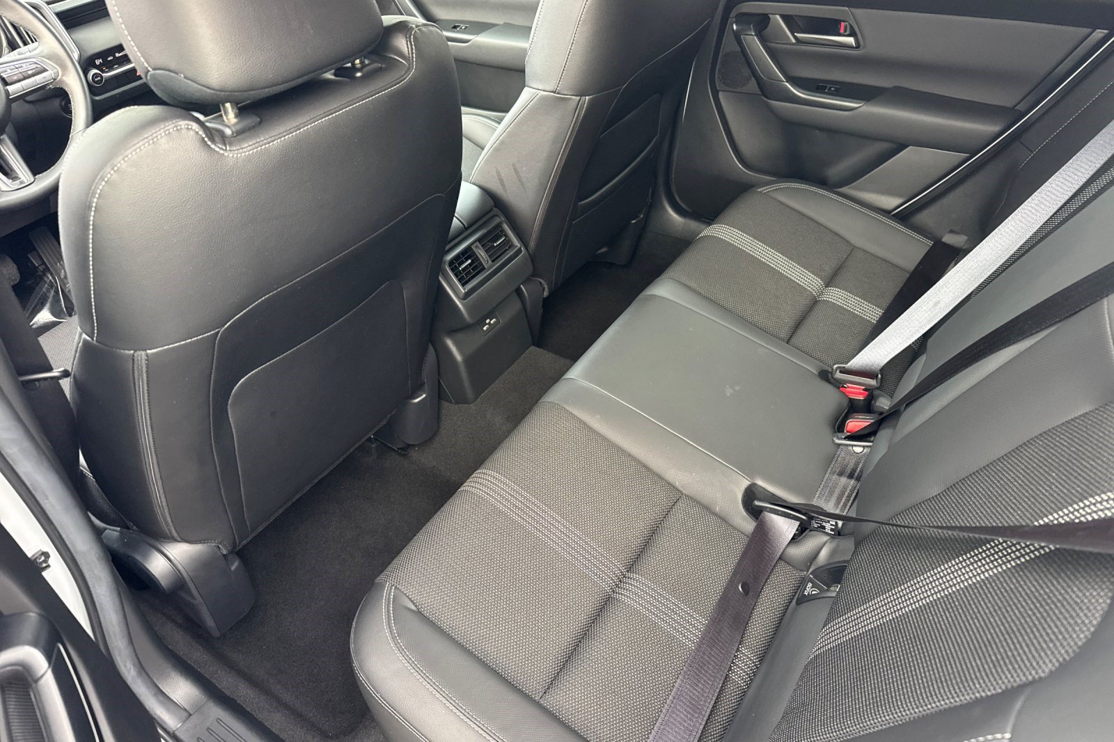 Used 2024 MAZDA CX-50 AWD 2.5 S w/ Select Package image 24
