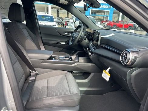 New 2026 Chevrolet Equinox LT w/ Safety and Technology Package image 32