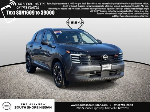 Used 2025 Nissan Kicks SR image 1