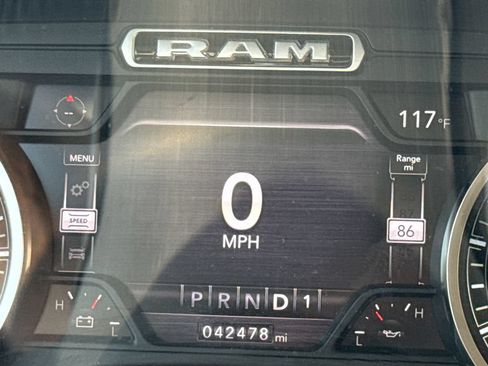 Used 2020 RAM 1500 Big Horn AWD/4WD image 30