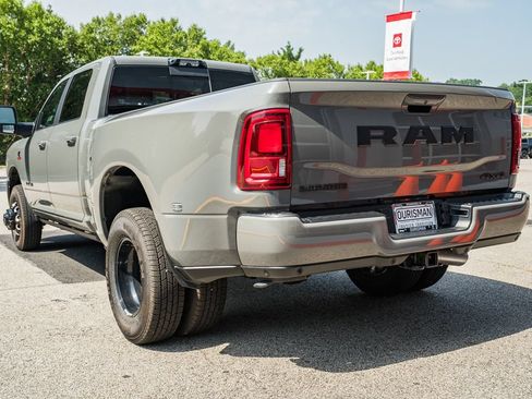 New 2026 RAM 3500 Laramie AWD/4WD image 5