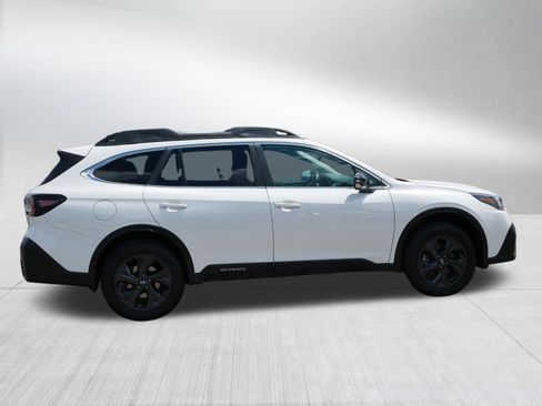 Used 2021 Subaru Outback Onyx Edition XT w/ Popular Package #2 AWD/4WD image 8