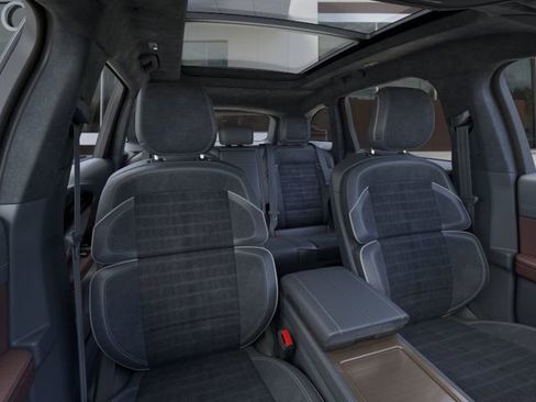 New 2026 Lincoln Nautilus Black Label w/ Jet Appearance Package image 10