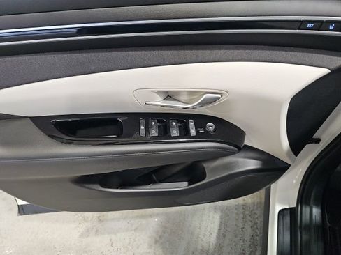 Used 2022 Hyundai Tucson Limited image 11